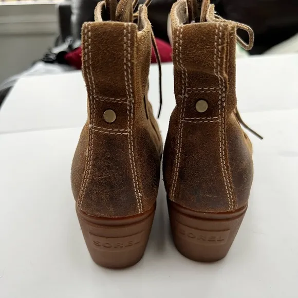 Sorel Toronto Lace Boots