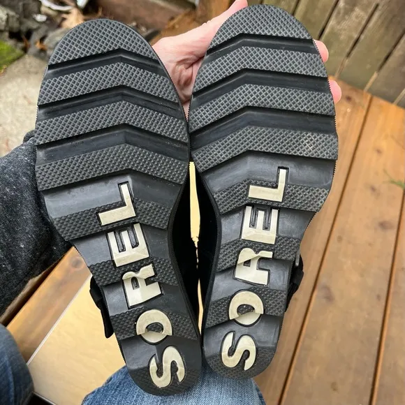 Sorel Wm’s Joan Of Arctic Wedge II Buckle Boots In Black Leather Sz 8