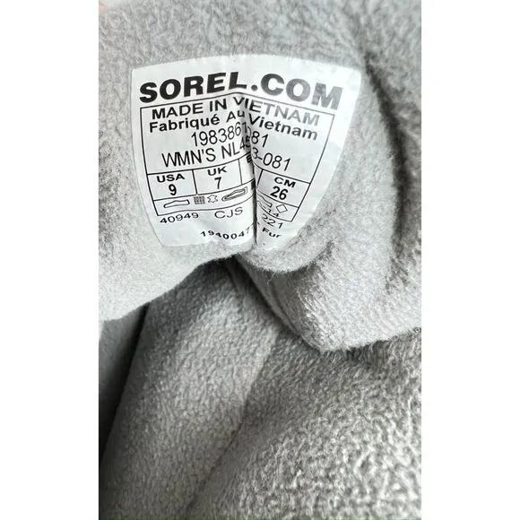 Sorel Women's Kinetic RNEGD sport boot. Size 9.