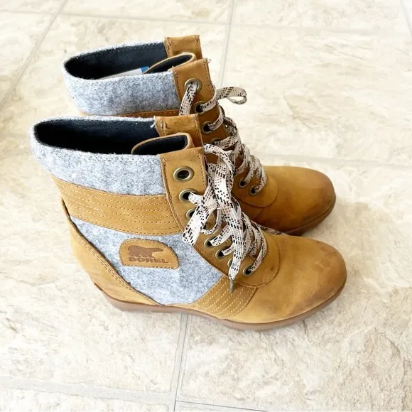 Sorel Womens Lace Up Lexie Wedge Bootie Boots Camel Brown Leather Size 7.5