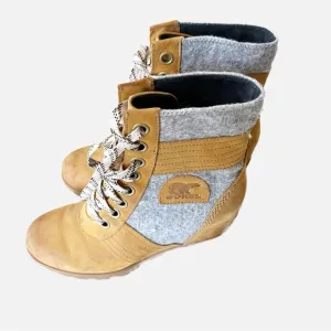 Sorel Womens Lace Up Lexie Wedge Bootie Boots Camel Brown Leather Size 7.5