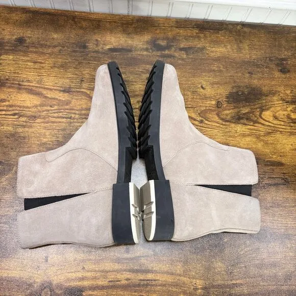 Sorel Womens Size 11 Boots Emelie II Omega Taupe Black Waterproof Suede Chukka
