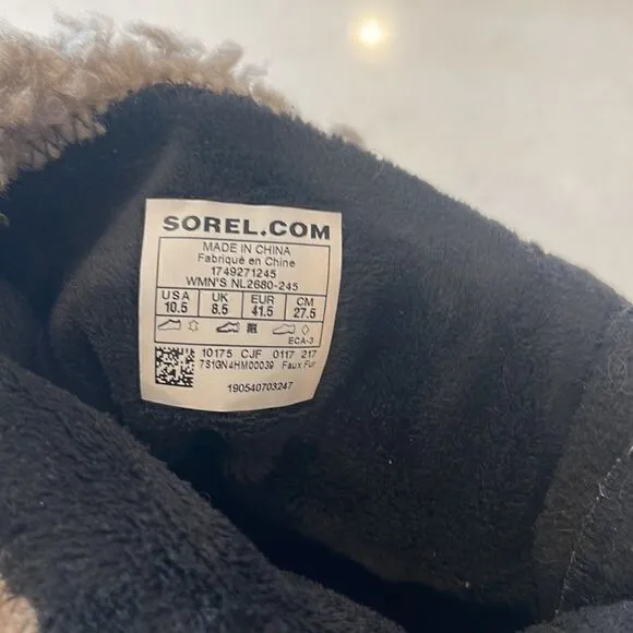 Sorel women’s boots size 10.5 waterproof great shape warm nice soles in style.
