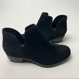 Sorel Lolla Cut Out Ankle Boots Black Suede 6.5 waterproof