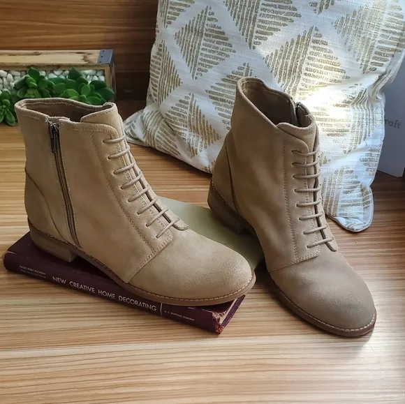 Splendid Orella women's 9 Suede Leather Ankle boots tan side zipper like New