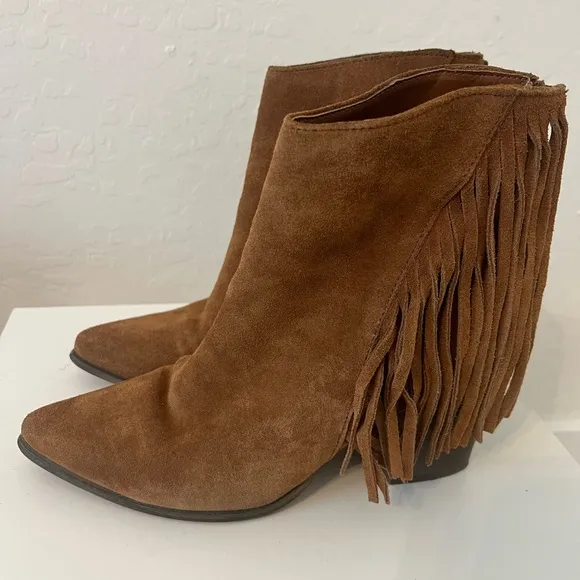 Steve Madden Countryy Cowgirl Fringe Suede Leather Brown Heeled Booties Size 9