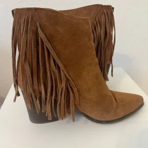 Steve Madden Countryy Cowgirl Fringe Suede Leather Brown Heeled Booties Size 9