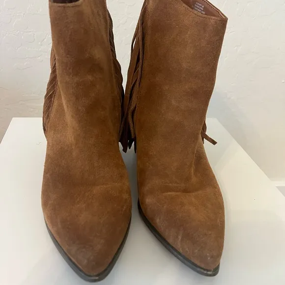 Steve Madden Countryy Cowgirl Fringe Suede Leather Brown Heeled Booties Size 9