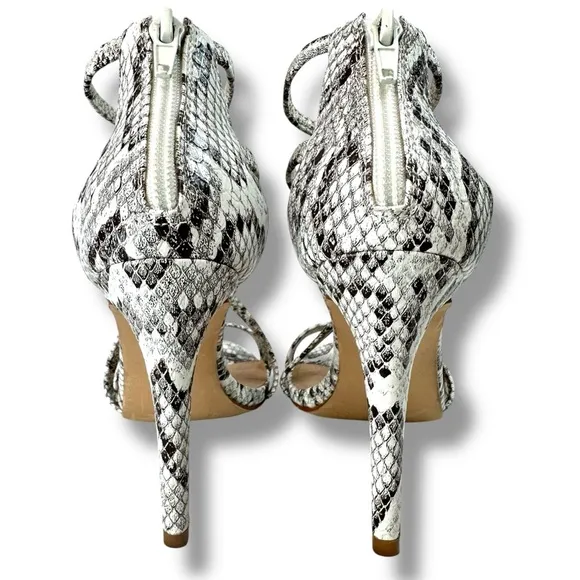 Steve Madden High Heels Snake Print Strappy Round Toe Sexy Edgy, White, Size 6.5