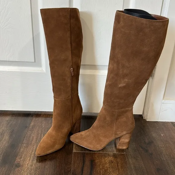 Steve Madden serve boots 7.5. Never worn