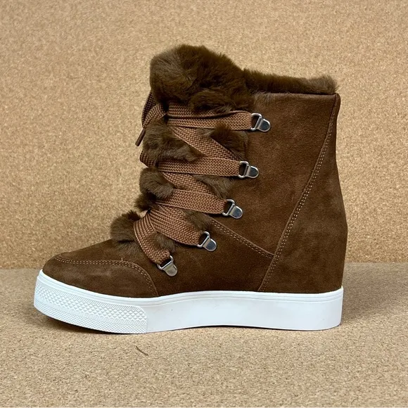 Steve Madden Wharton women's Boots color Chestnut Suede Multiple Sizes