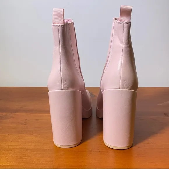 STEVE MADDEN Women's size USA 11 Pink Triple Leather Chelsea Heeled Boots