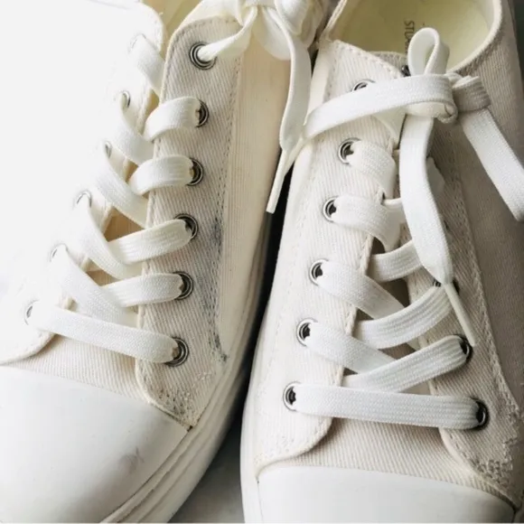 Stuart Weitzman White Canvas Classic Sneakers with Logo