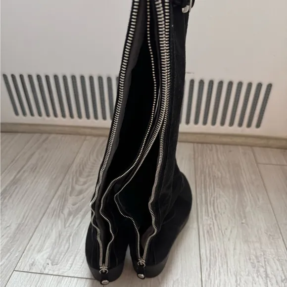 Stuart Weitzman Zip Suede Knee-high Black Wedge Boots Sz.38 M