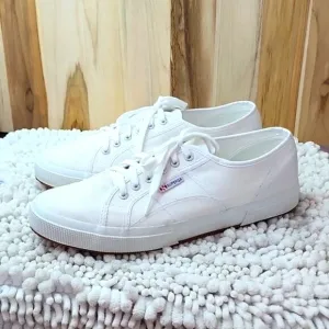 SUPERGA CLASSIC WHITE COOL 😎 SNEAKERS/ NEW BUT HAVE SOME STORE WEAR M/ 13 🔥
