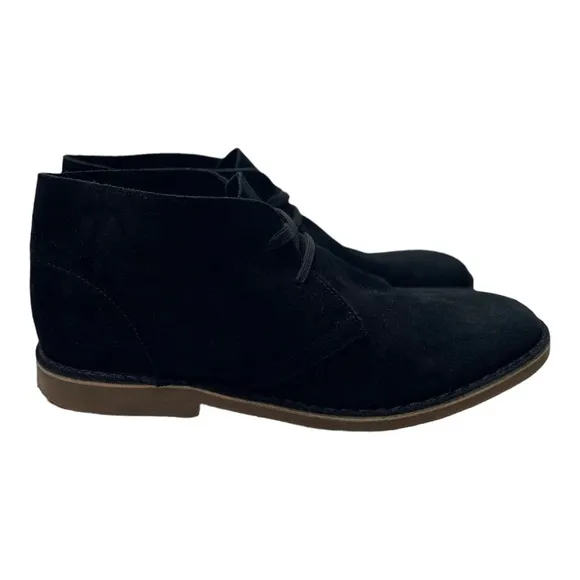 Supply Lab Men’s Black Soft Suede Chukka Boots