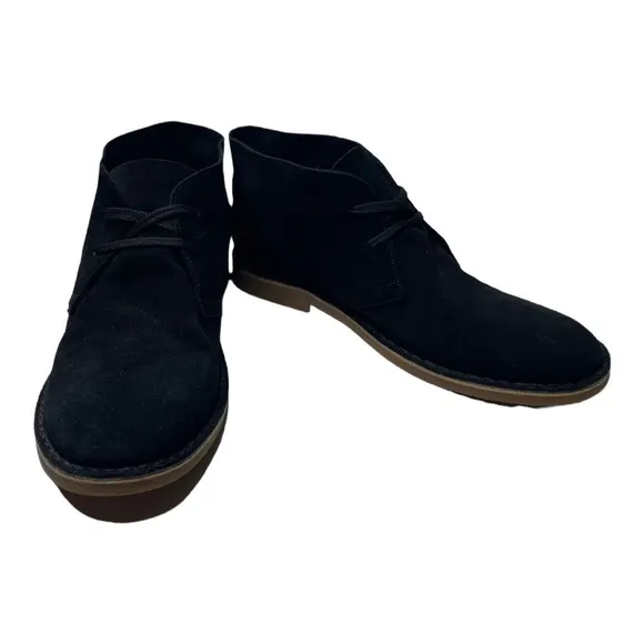 Supply Lab Men’s Black Soft Suede Chukka Boots