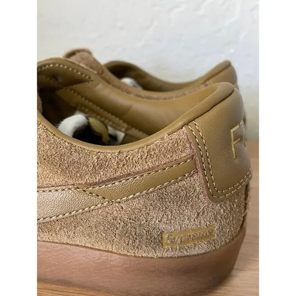 Supreme x Nike SB Blazer Low GT Size 8.5 Sneakers