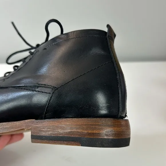 Sutro of San Francisco Black Leather Lace Up a boots Size 9D