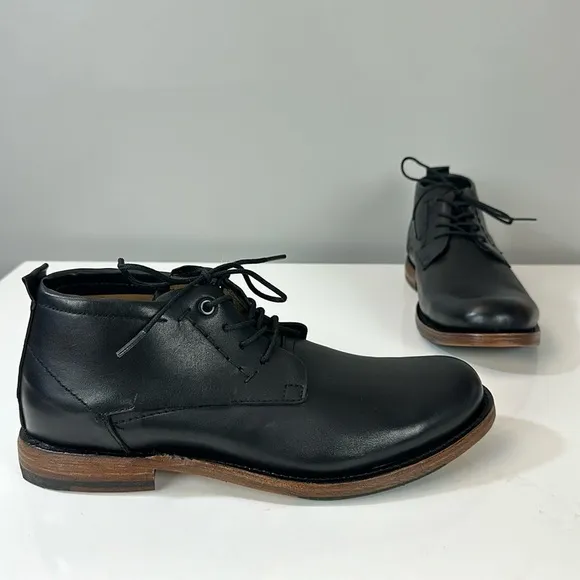Sutro of San Francisco Black Leather Lace Up a boots Size 9D