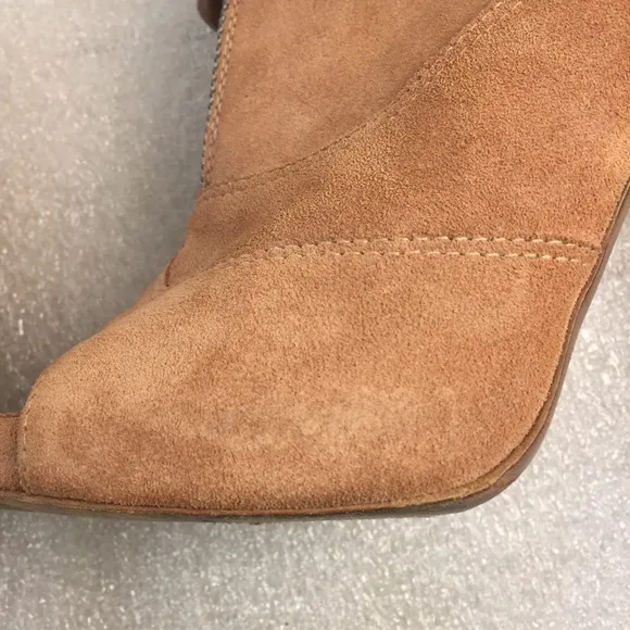 Tabitha Simmons Eva Suede Peep-Toe Ankle Boots – Tan, EU 38
