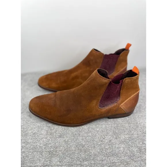 Tallia Tobacco Brown Men's Verano Chelsea Boot, Size 13, suede, Paisley side