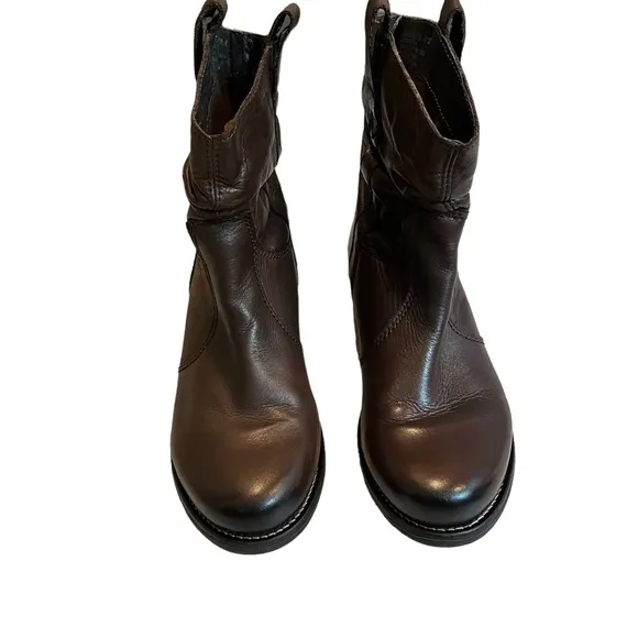 TARA M Laree Brown Leather Slouchy Boots, Sz 41