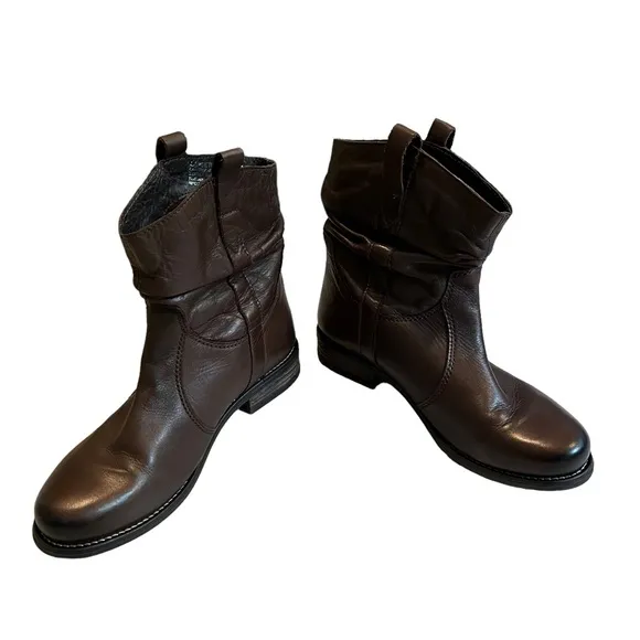 TARA M Laree Brown Leather Slouchy Boots, Sz 41
