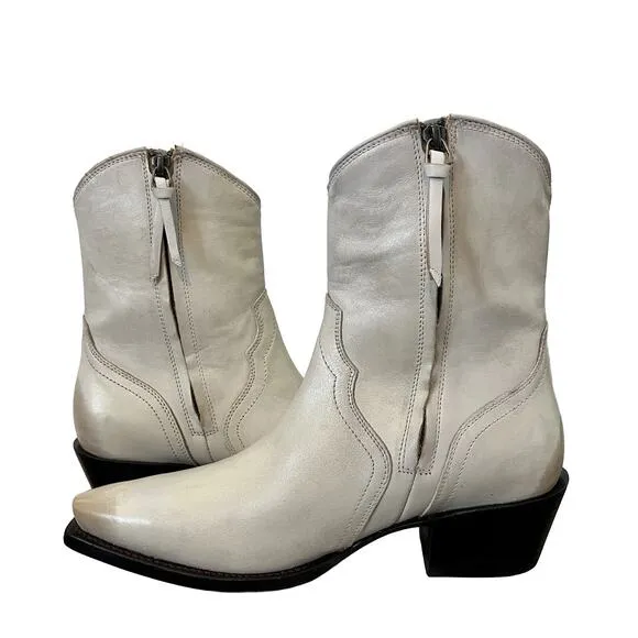 Tecovas The Dakota Women's Cowgirl Boots Size 8.5 Whitewash Bovine Western NWOB