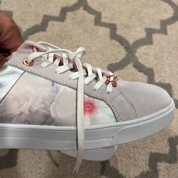 Ted Baker Fushar sneakers size 10 like new condition floral print and suede
