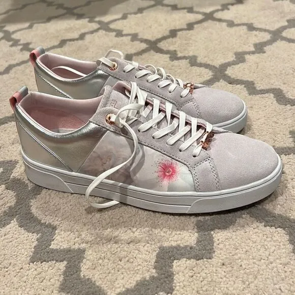 Ted Baker Fushar sneakers size 10 like new condition floral print and suede