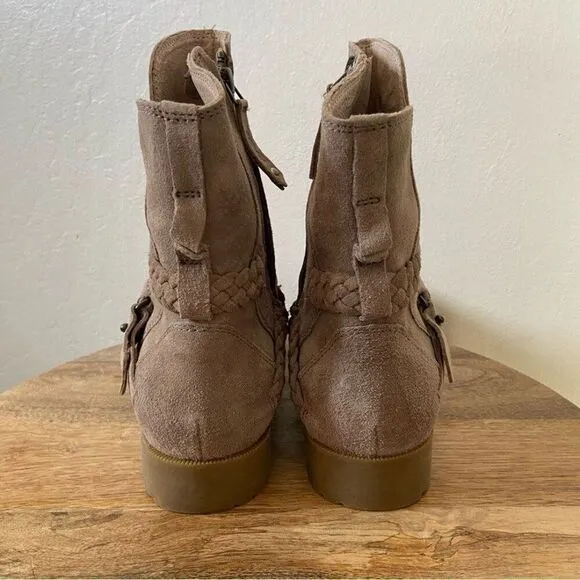 Teva De La Vina Suede Boots