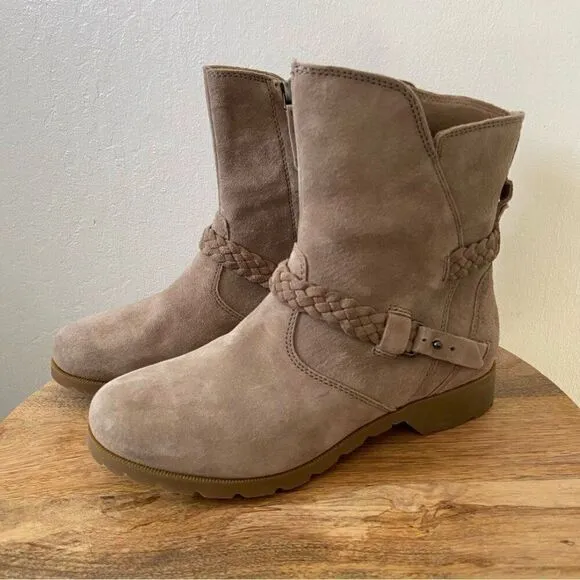 Teva De La Vina Suede Boots
