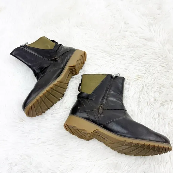 Teva De La Vina Wool and Leather Blend Waterproof Boots