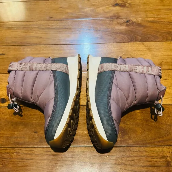 The North Face Boots ThermoBall Pull-On Waterproof Kids size 2