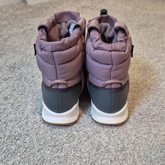 The North Face ThermoBall Lace Up Waterproof Snow Boots Size 7