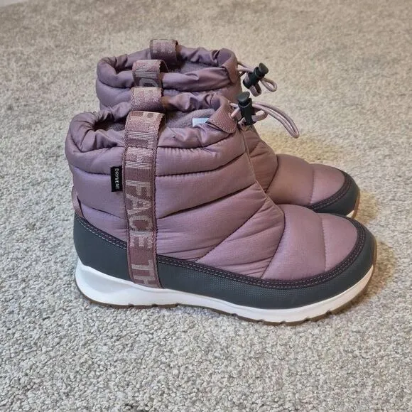 The North Face ThermoBall Lace Up Waterproof Snow Boots Size 7