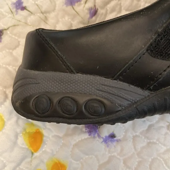 Therafit Black Austin Leather Slip-On Clog Shoes WM Size 8.5 - 9 Velcro Strap