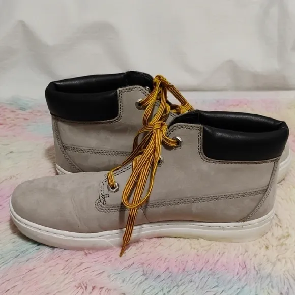 Timberland Maple Grove Gray/Black Chukka Boots W Suede Finish Worn 1X