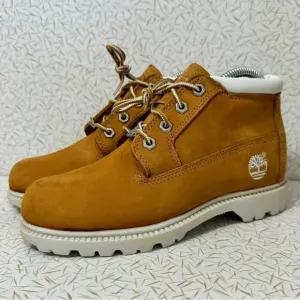 Timberland Nellie Women Waterproof Wheat Chukka Boots Size 6.5