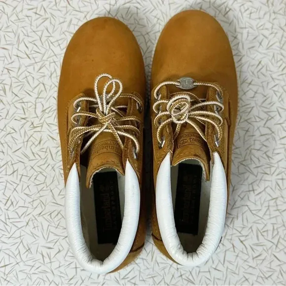 Timberland Nellie Women Waterproof Wheat Chukka Boots Size 6.5