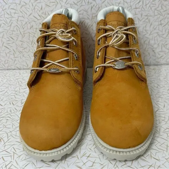 Timberland Nellie Women Waterproof Wheat Chukka Boots Size 6.5
