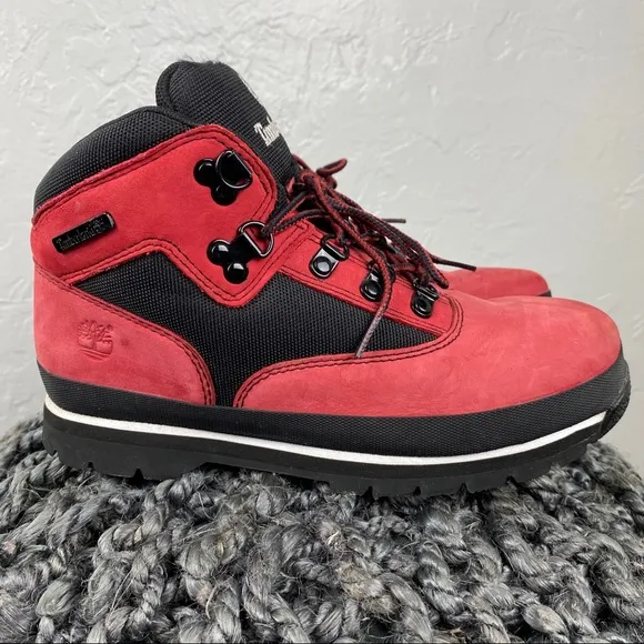 Timberland red &amp; black field hiker boots boys size 5, women’s size 7