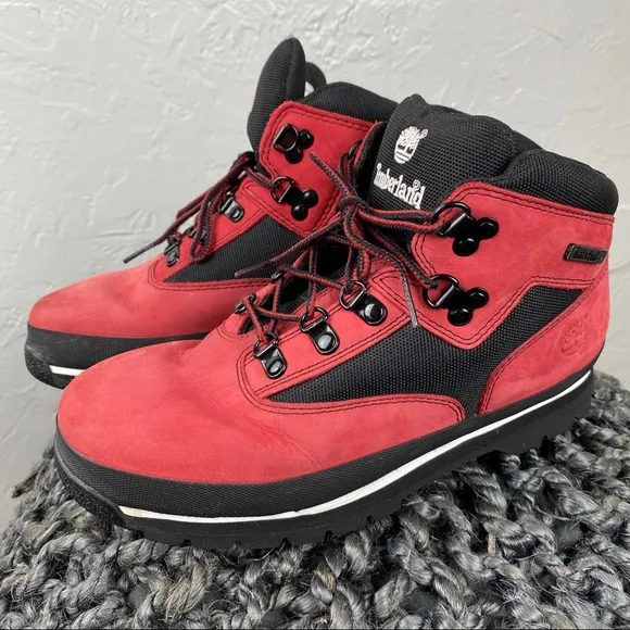 Timberland red &amp; black field hiker boots boys size 5, women’s size 7
