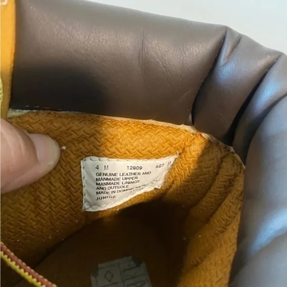 Timberland tan leather boots size 4M junior