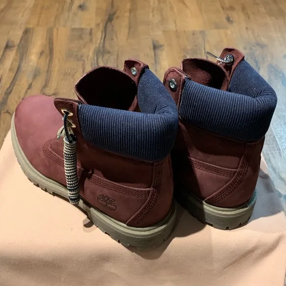 Timberland Womens 6 Inch Premium Waterproof Boots (PREMIUM LEATHER)