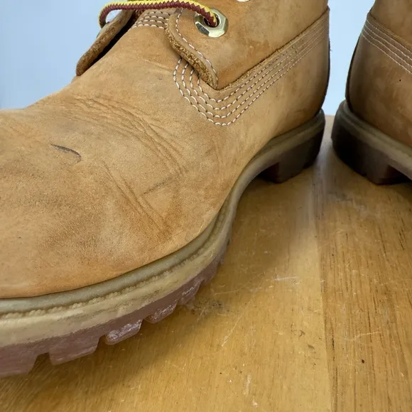 Timberland Women's Waterproof 6&quot; Premium Lug Sole Boots 7W