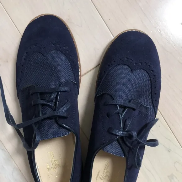 Tizzas Spain designer boys navy dress shoes 36