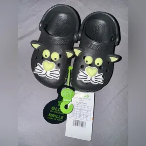 Toddler Classic Glow-In-the-Dark Black CatClog 8c Little Kids Girls Boys Shoes