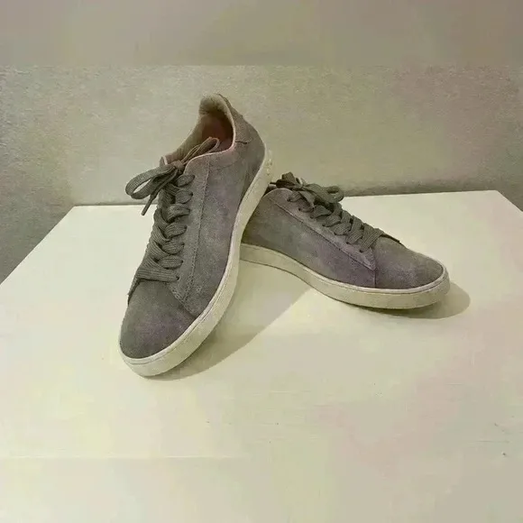 Tod's Trainers Sneakers Womens Beige Suede Studded Low Top Lace Up Size 7.5